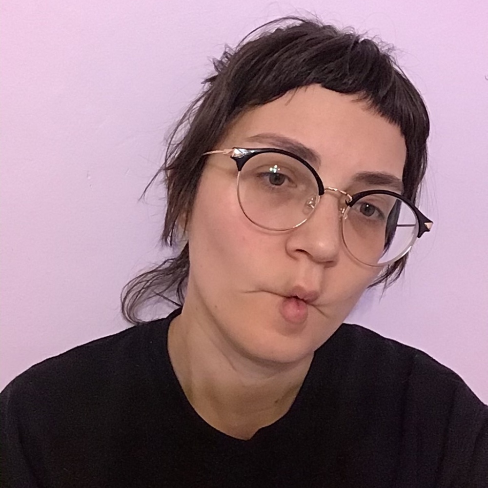 Meet your Posher, Stephanie